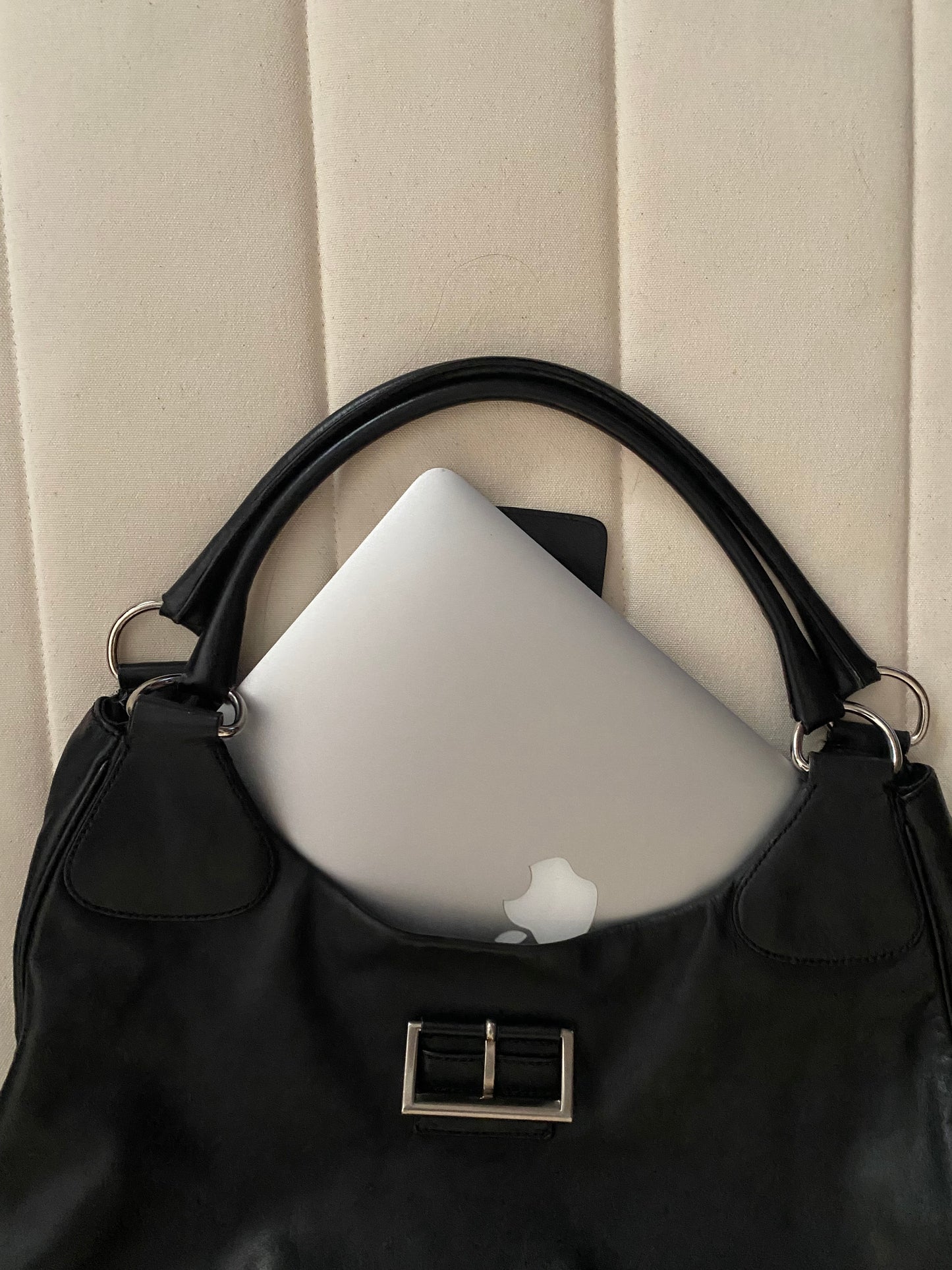 Prada Moon in pelle nera