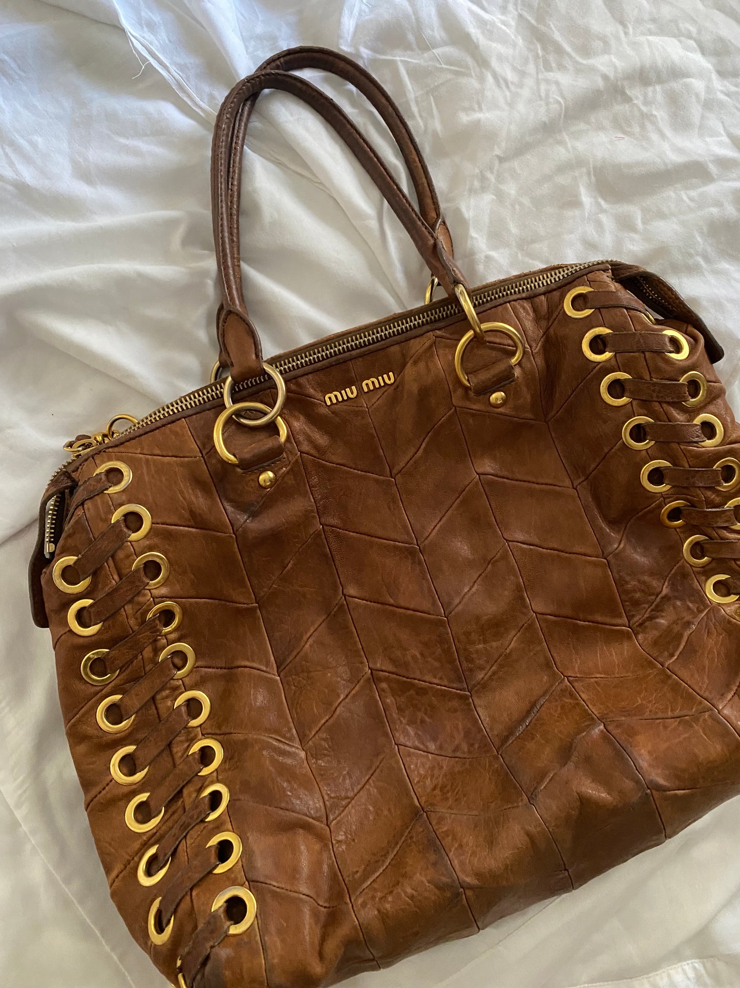 Miu miu grommet tote