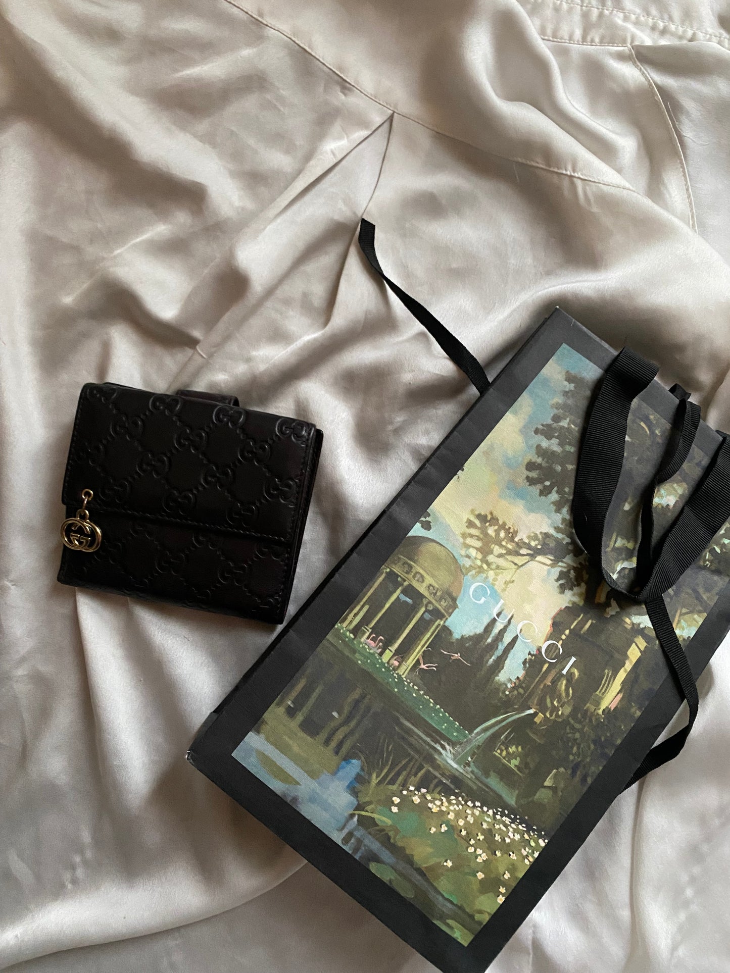 Gucci wallet charm brown