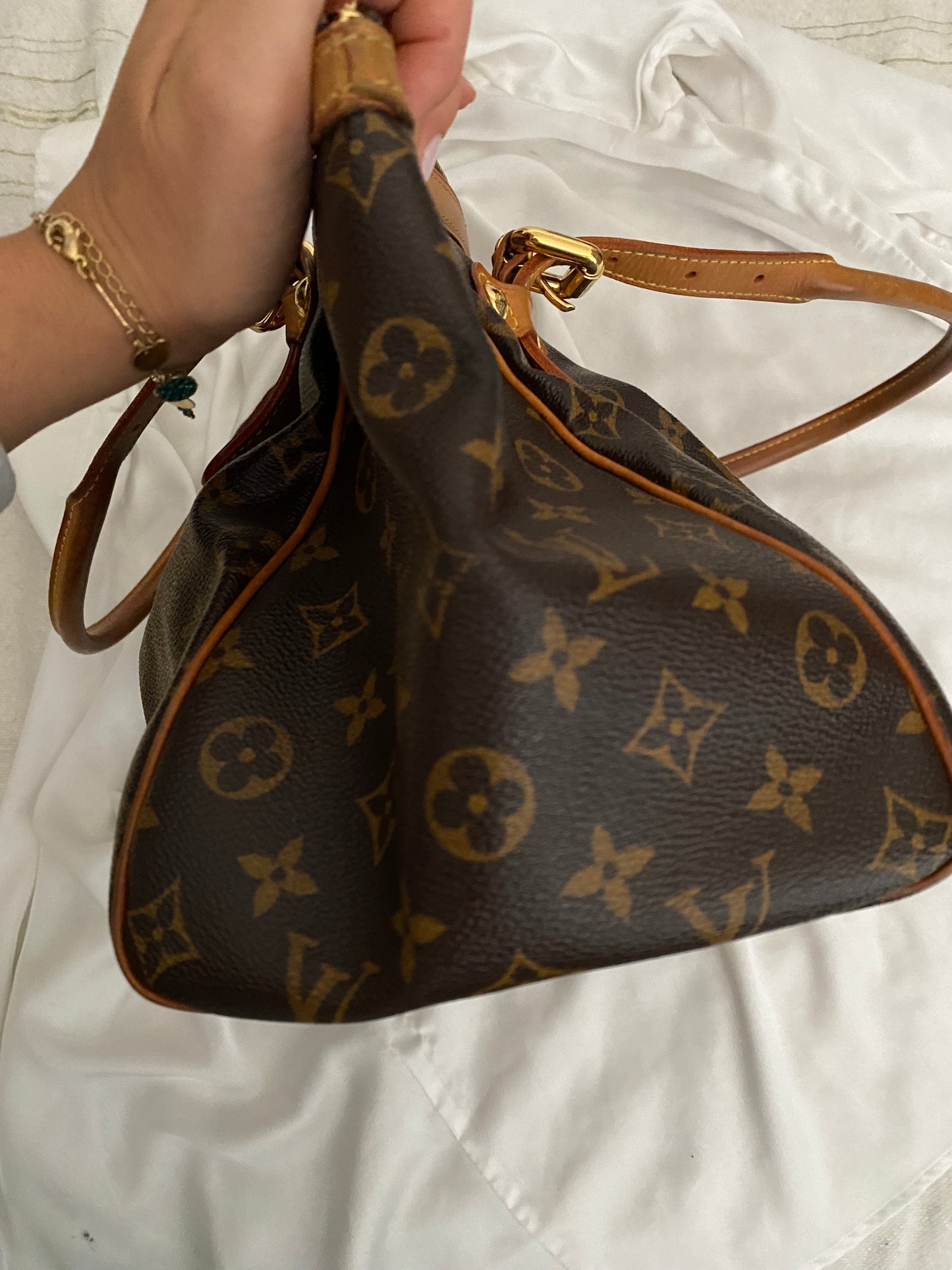 Louis Vuitton Tivoli GM