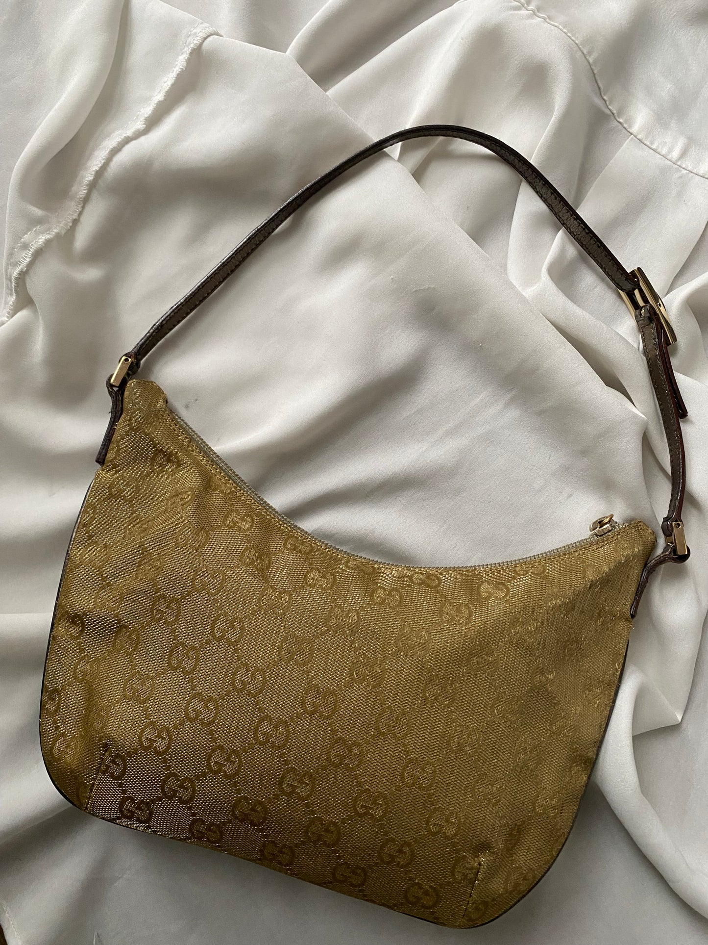 Gucci hobo oro iridescente