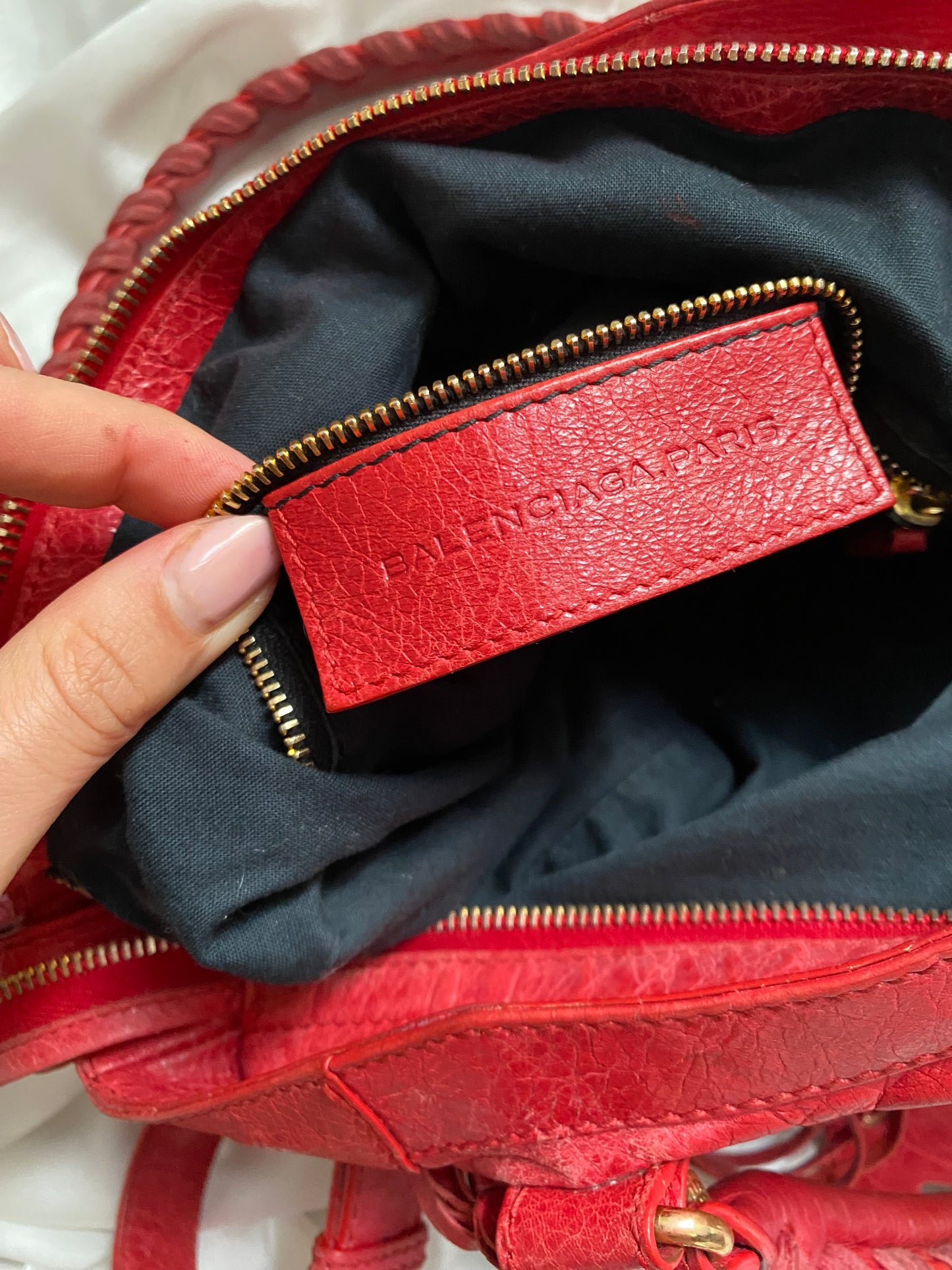 Balenciaga Velo rouge cardinal f/w 2013