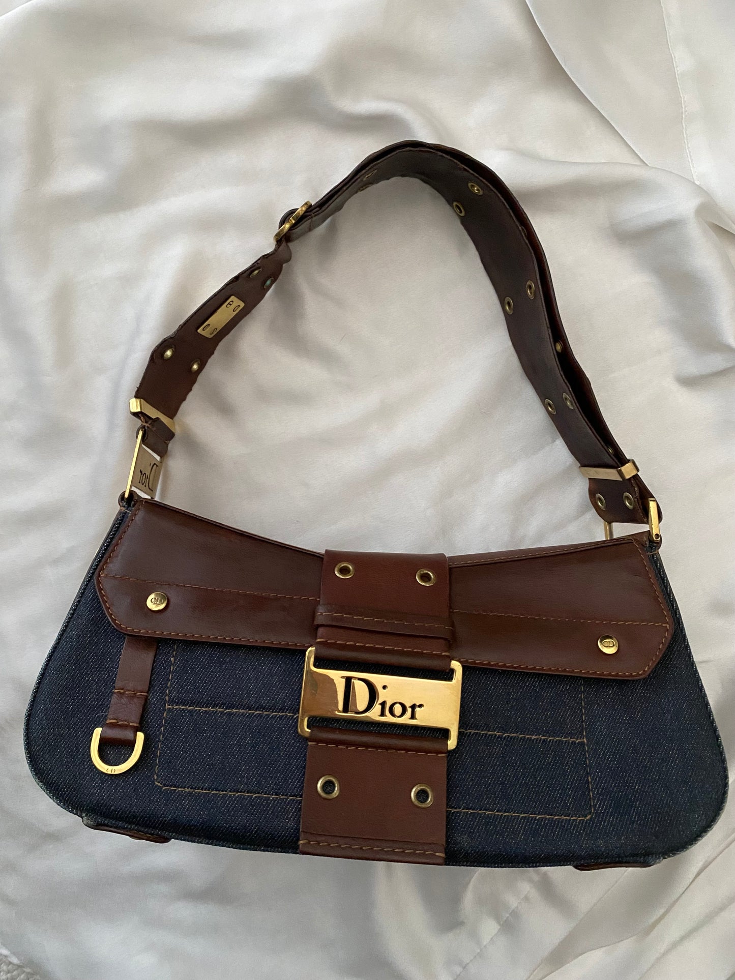 Dior Columbus street chic denim