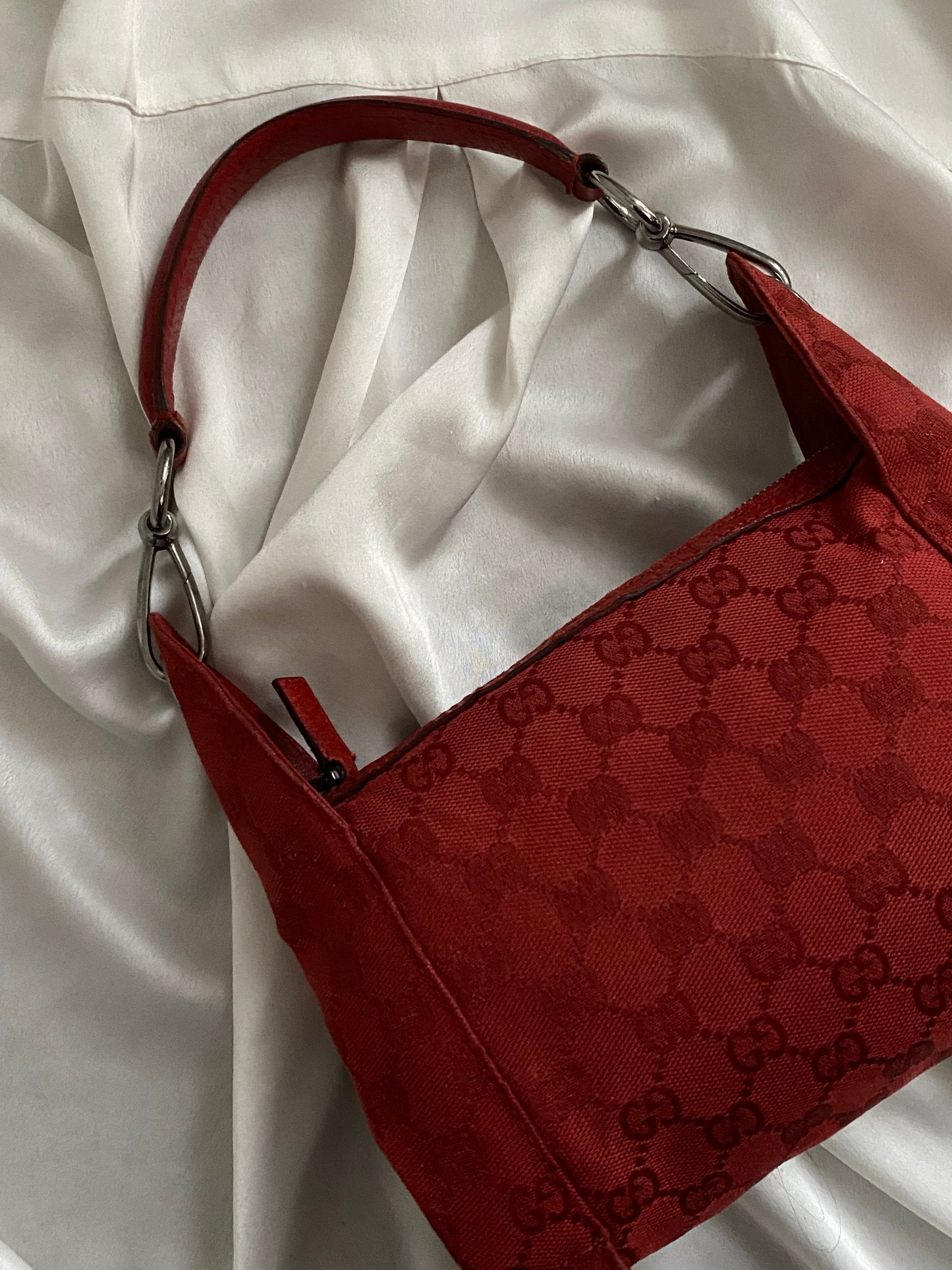 Gucci small hobo cherry red