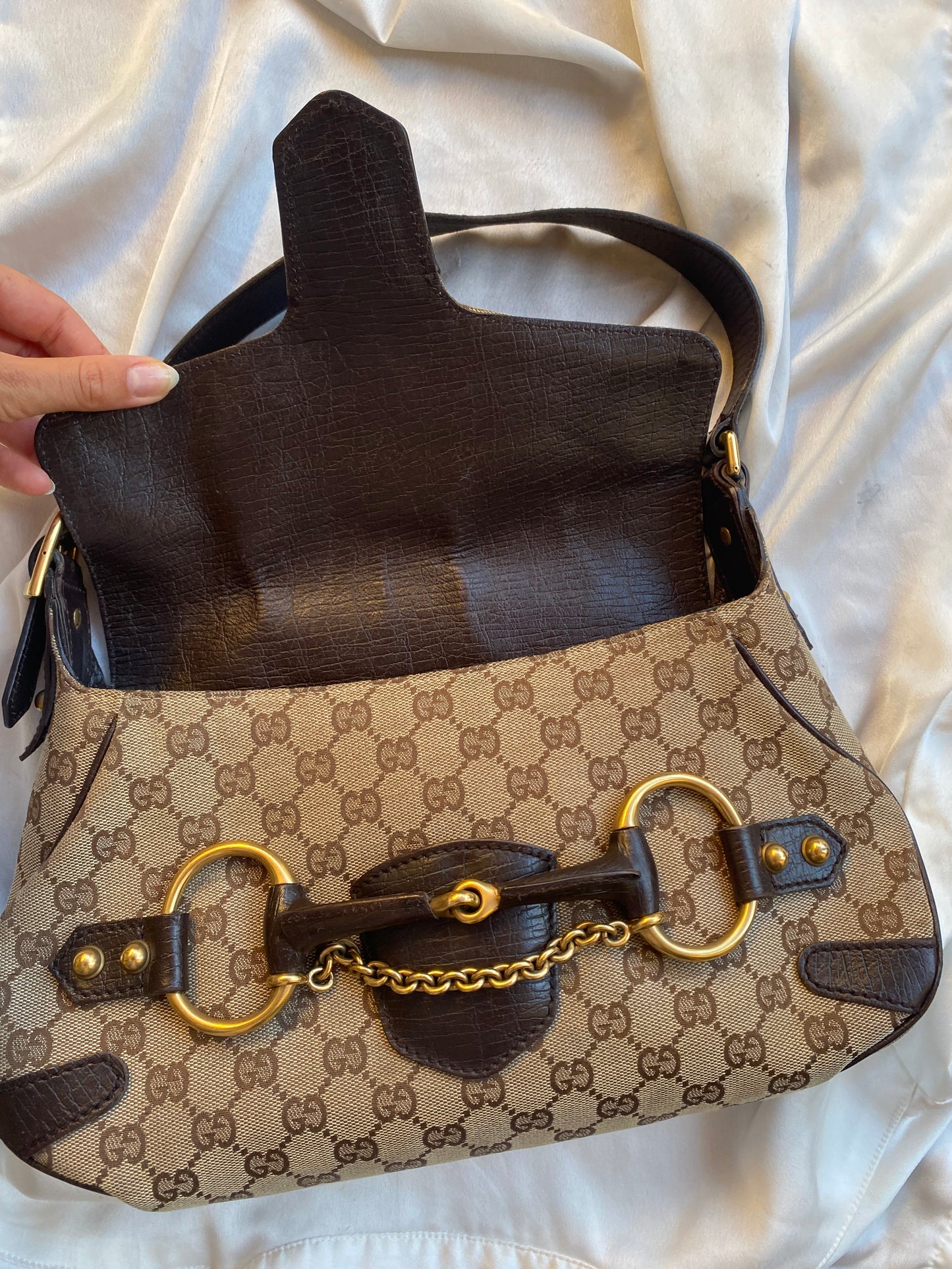 Gucci horsebit monogram beige