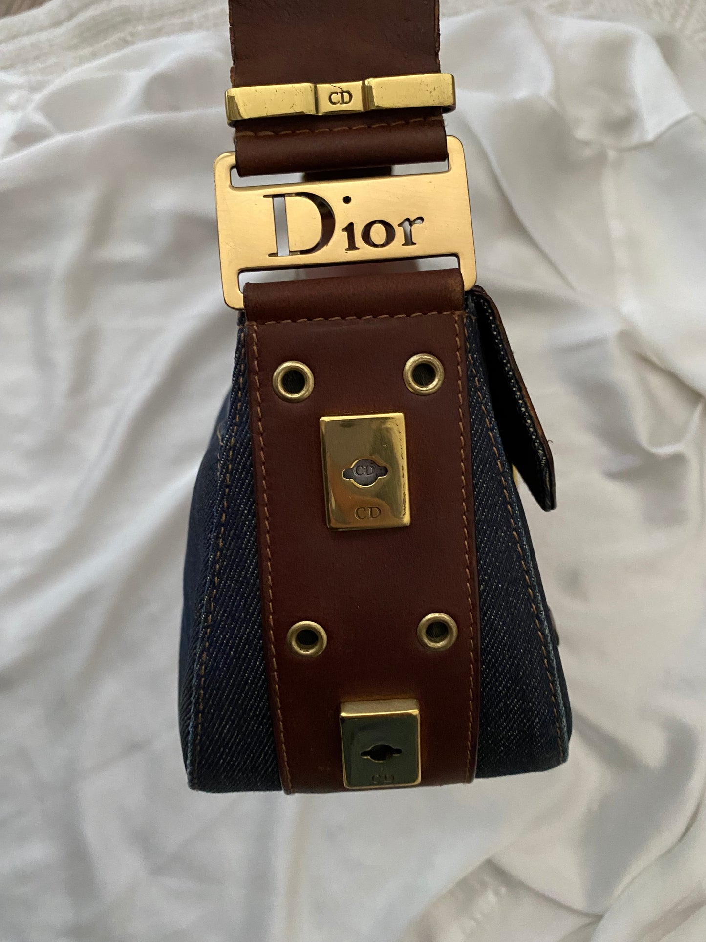 Dior Columbus street chic denim