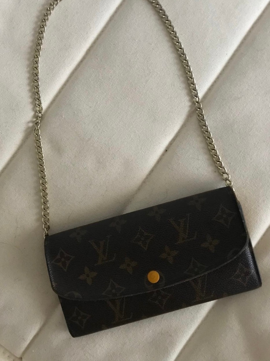 Louis Vuitton pochette Emilie