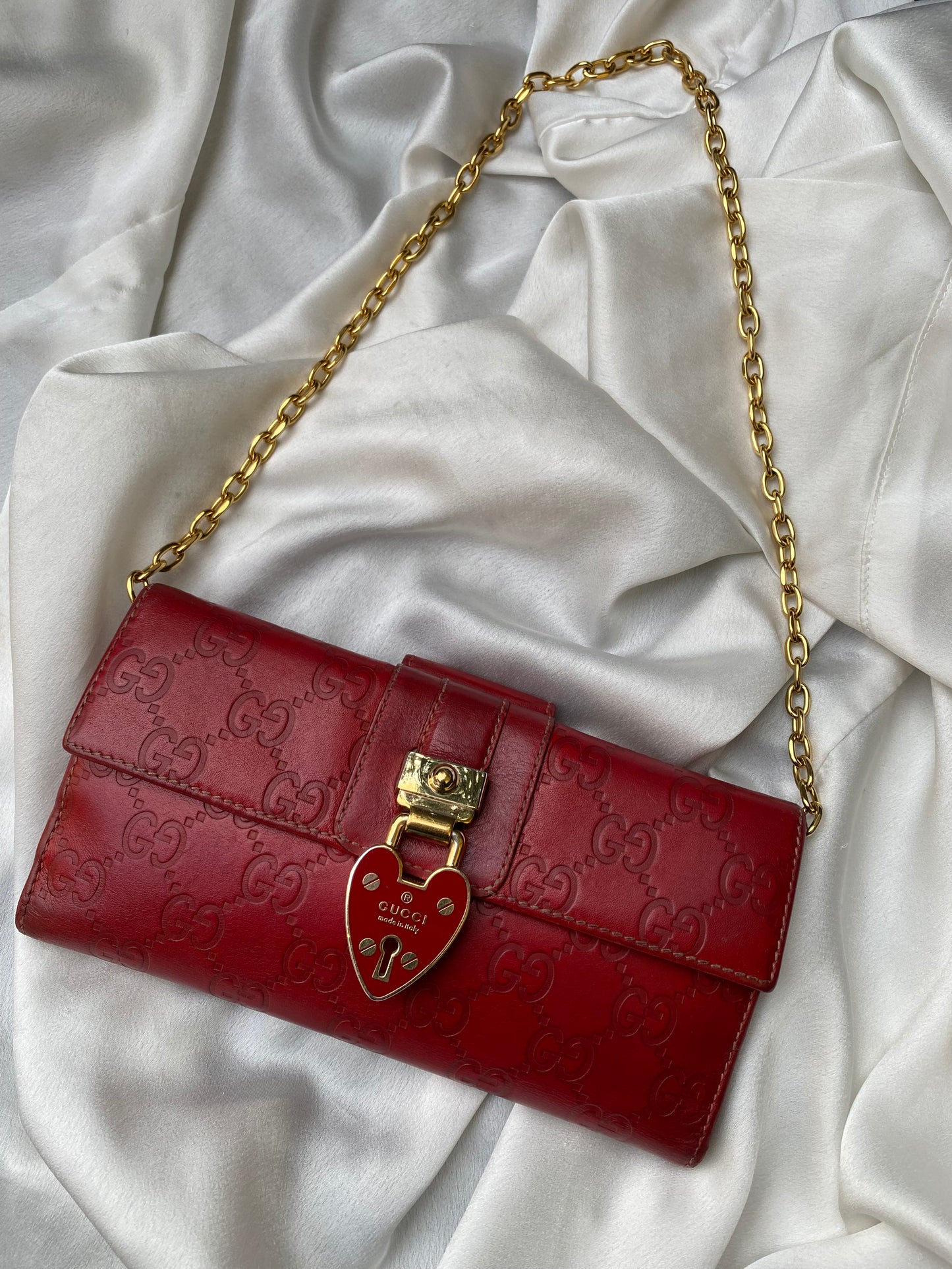 Gucci love lock pochette Cherry