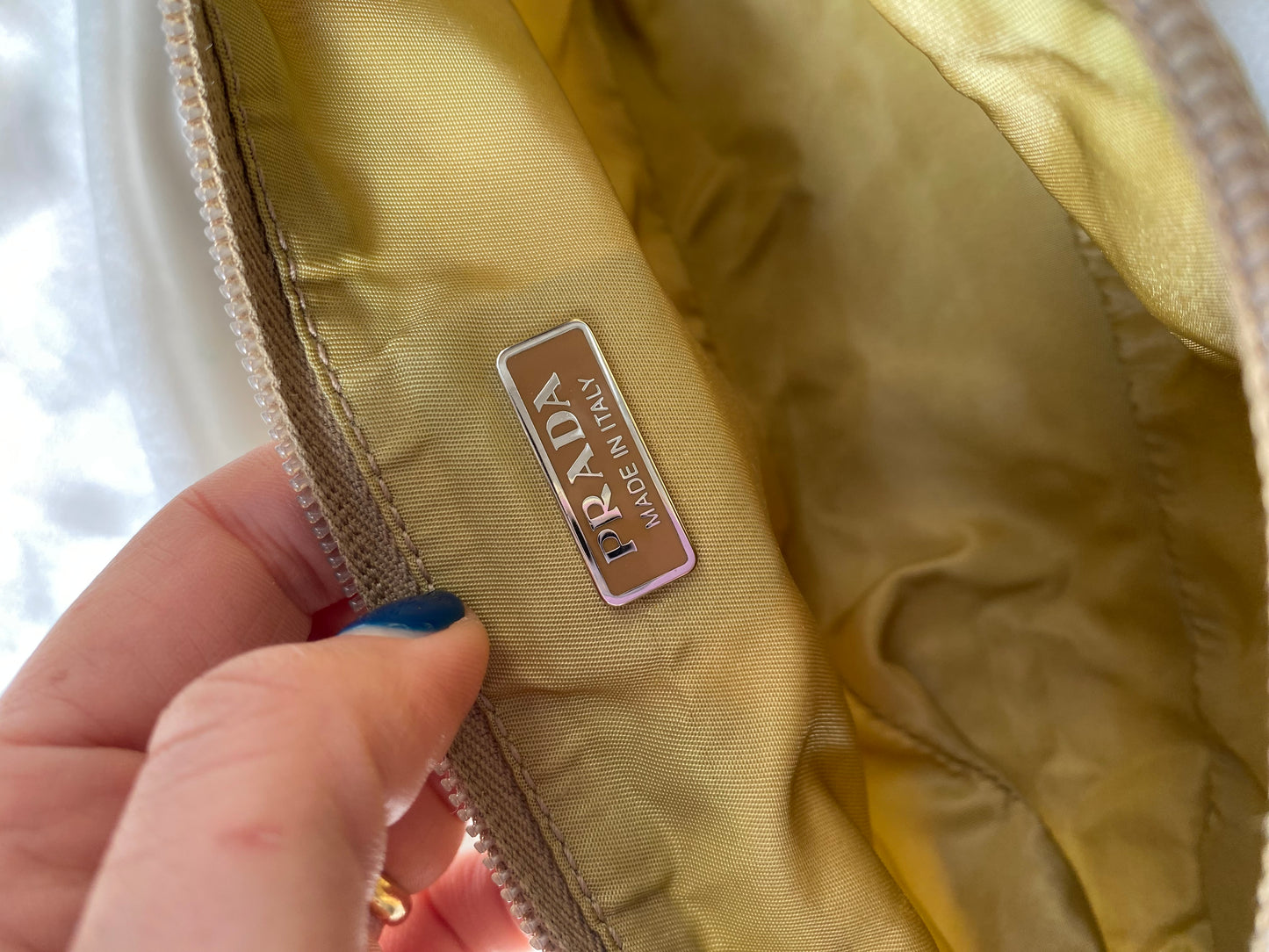 Prada hobo 2002