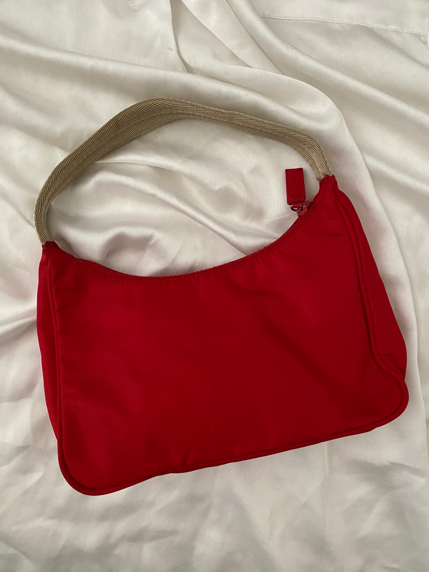 Prada mini hobo edition 2000 rosso fuoco