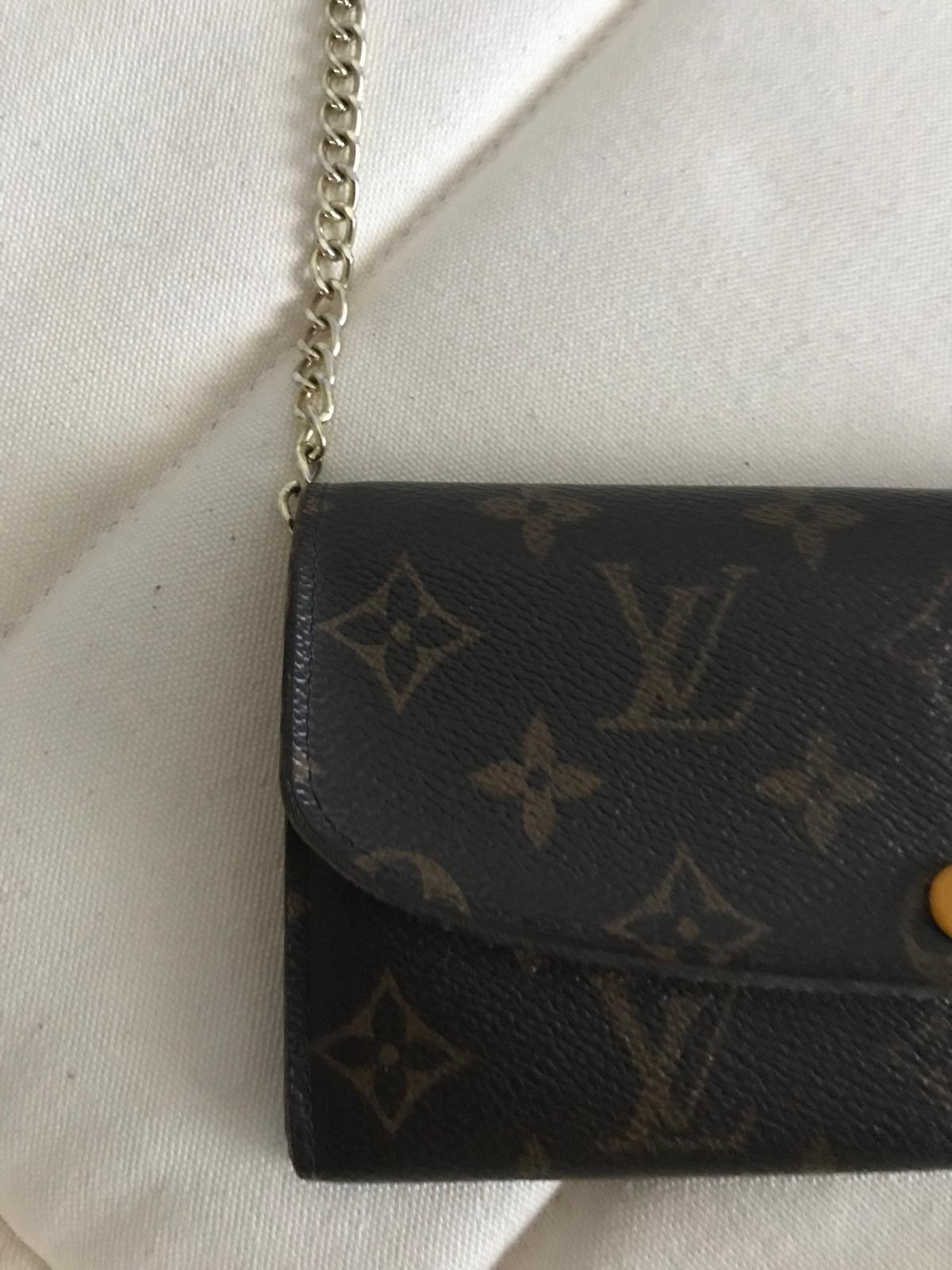 Louis Vuitton pochette Emilie