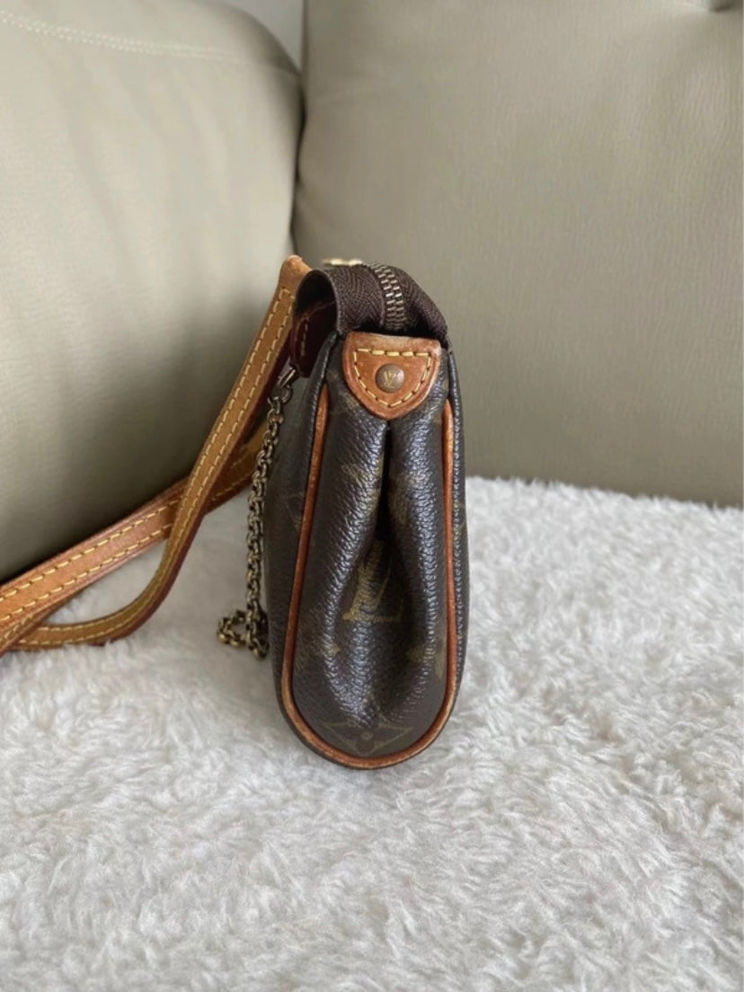 Louis Vuitton Eva monogram