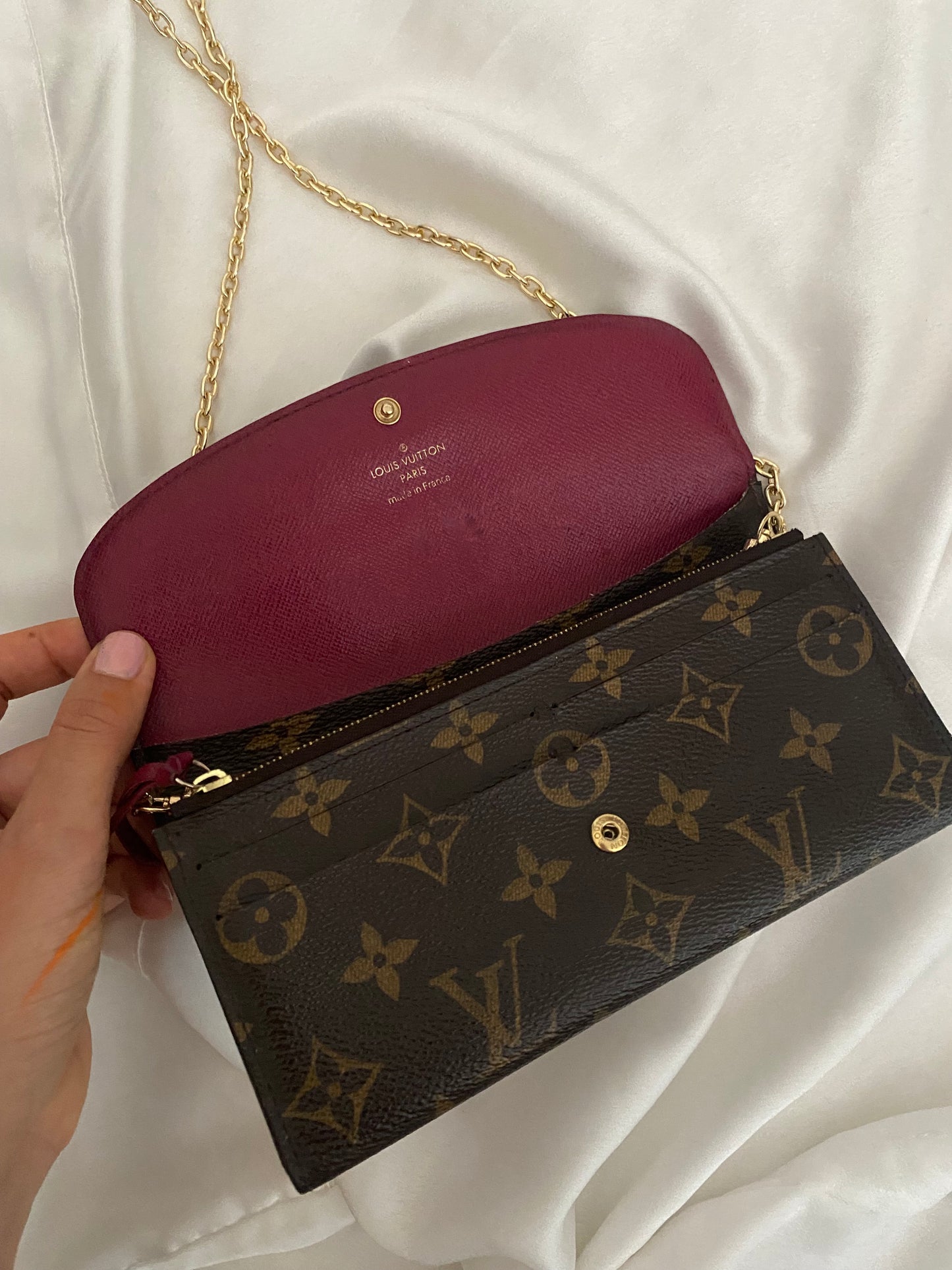 Louis Vuitton pochette Emilie interno fucsia