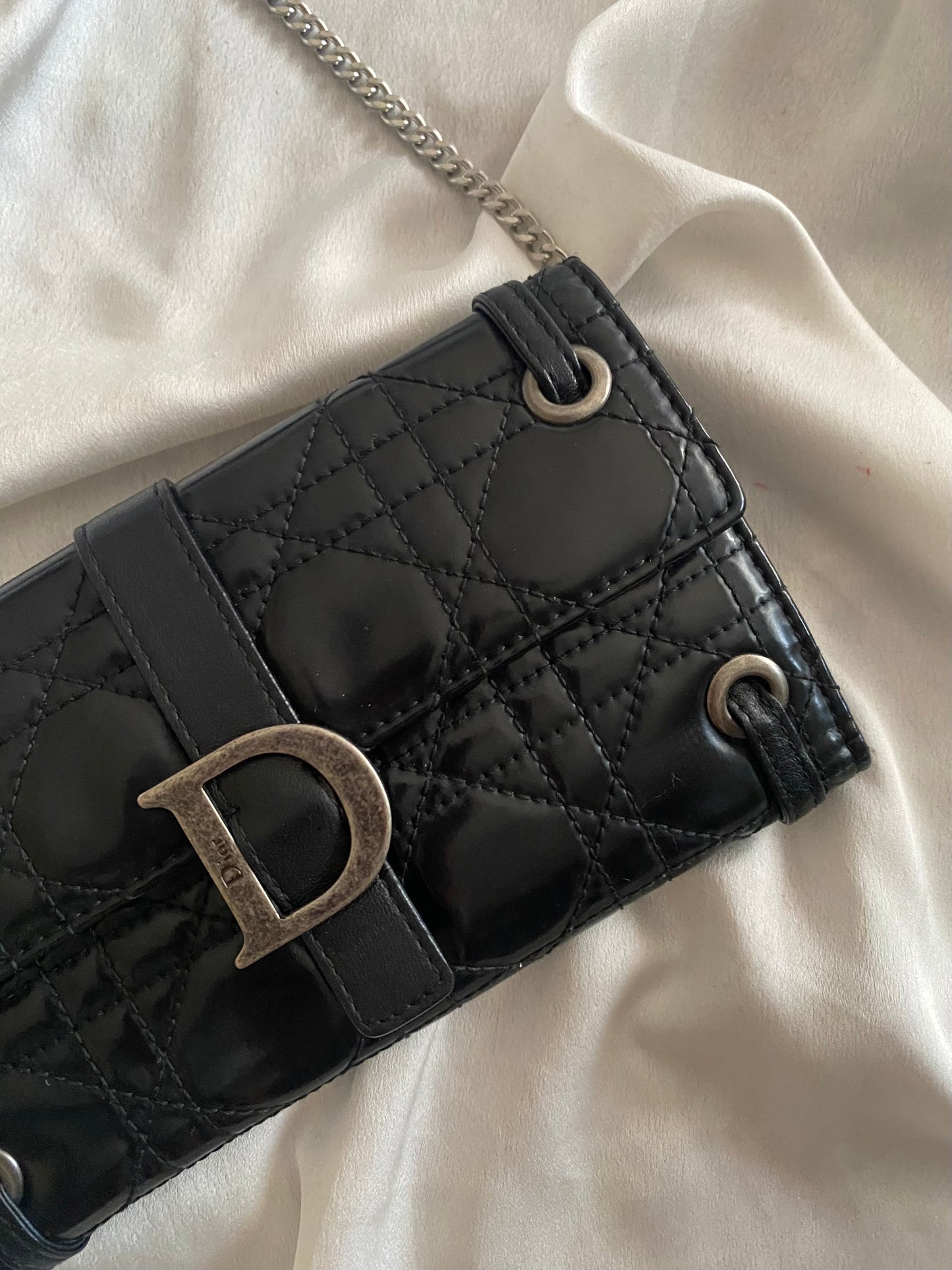 Dior pochette dragonne cannage