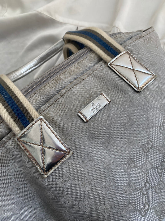 Gucci Shelly argento metallizzato