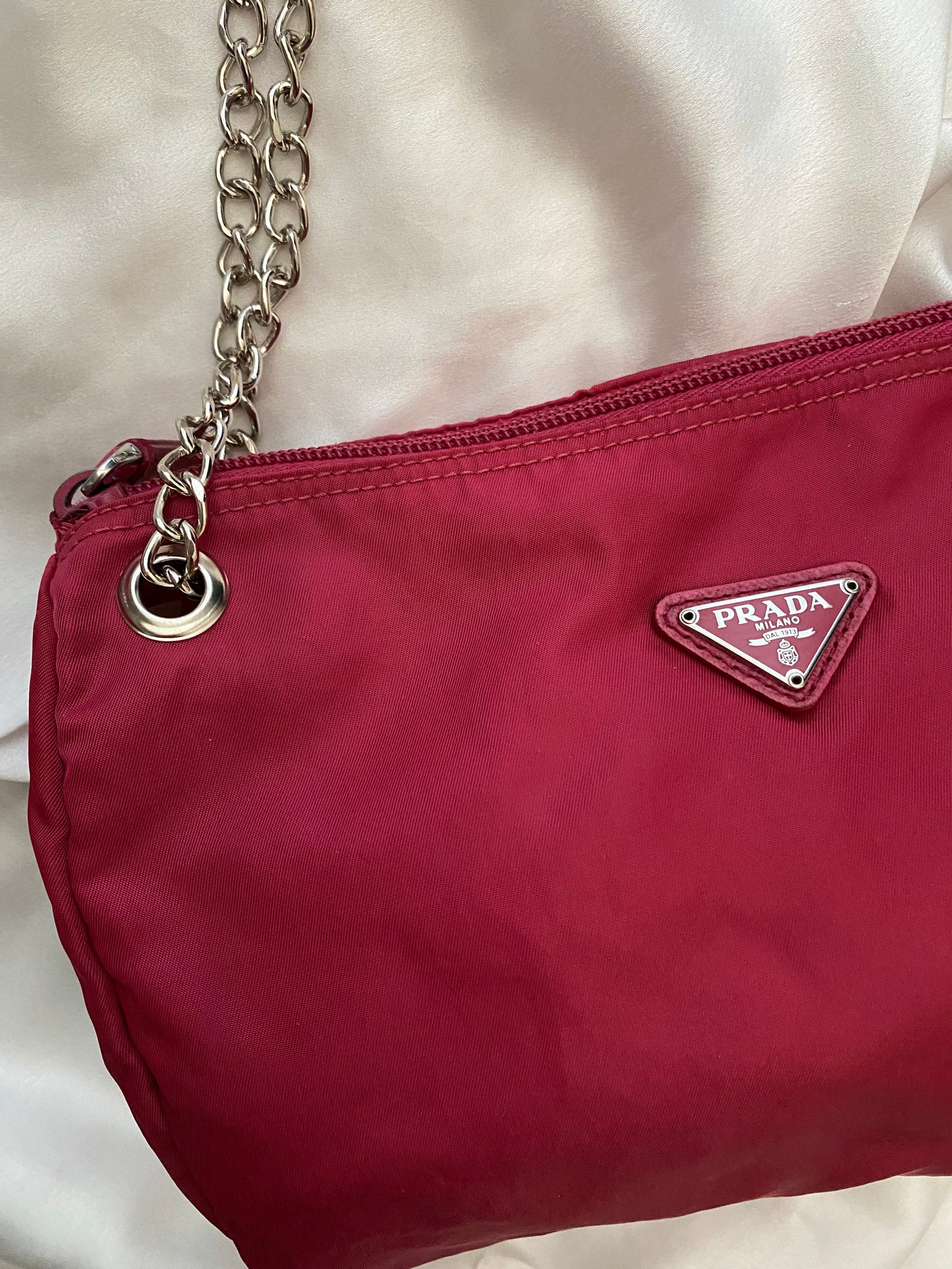 Prada Pochette nylon burgundy