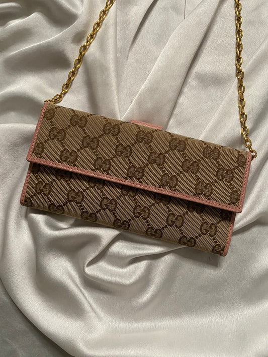 Gucci pochette pink