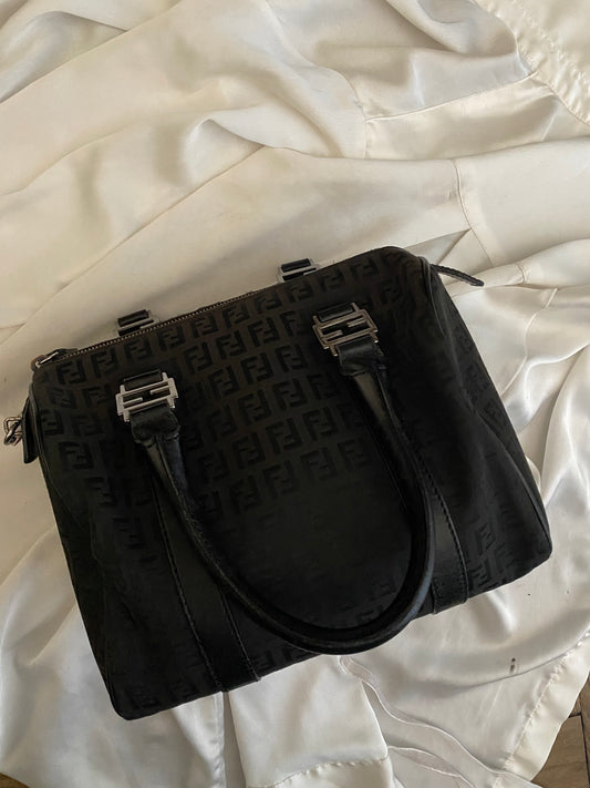 Fendi bauletto zucchino nero