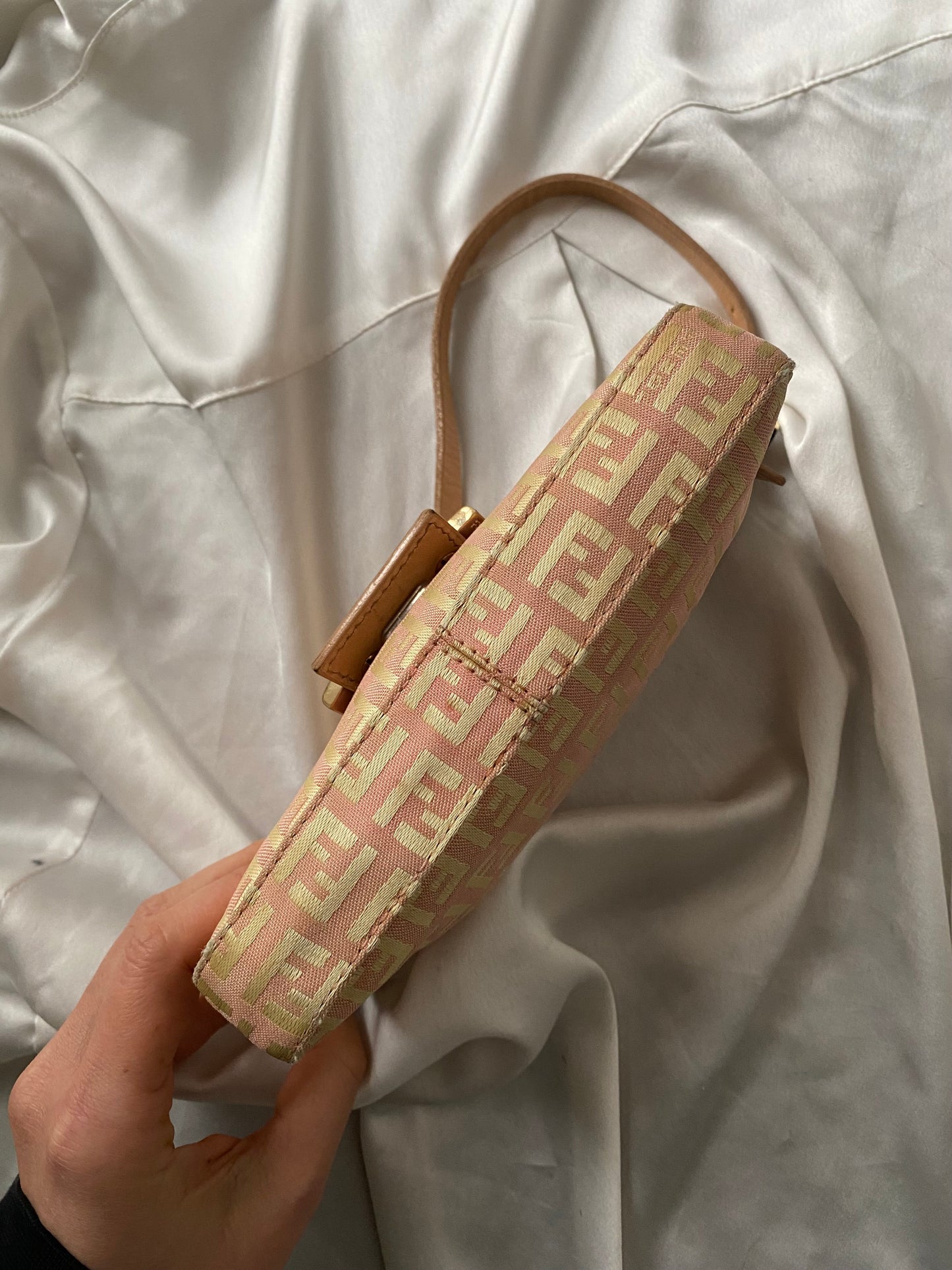 Fendi mini baguette rosa monogram zucchino