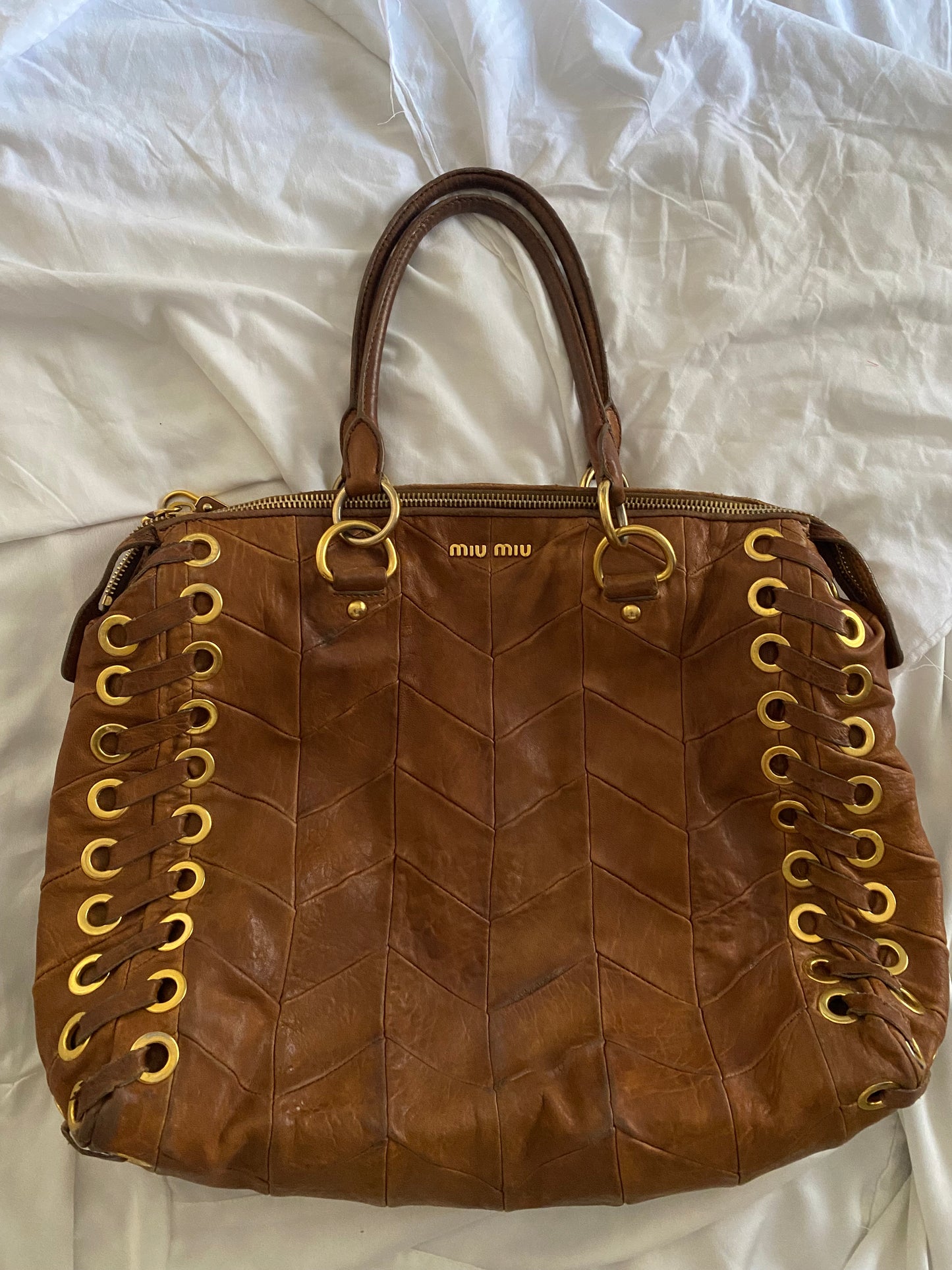 Miu miu grommet tote