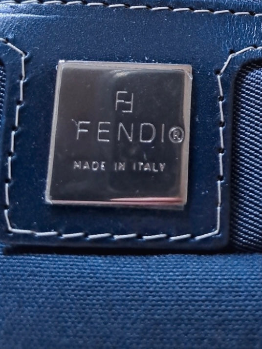 Fendi mamma baguette in denim