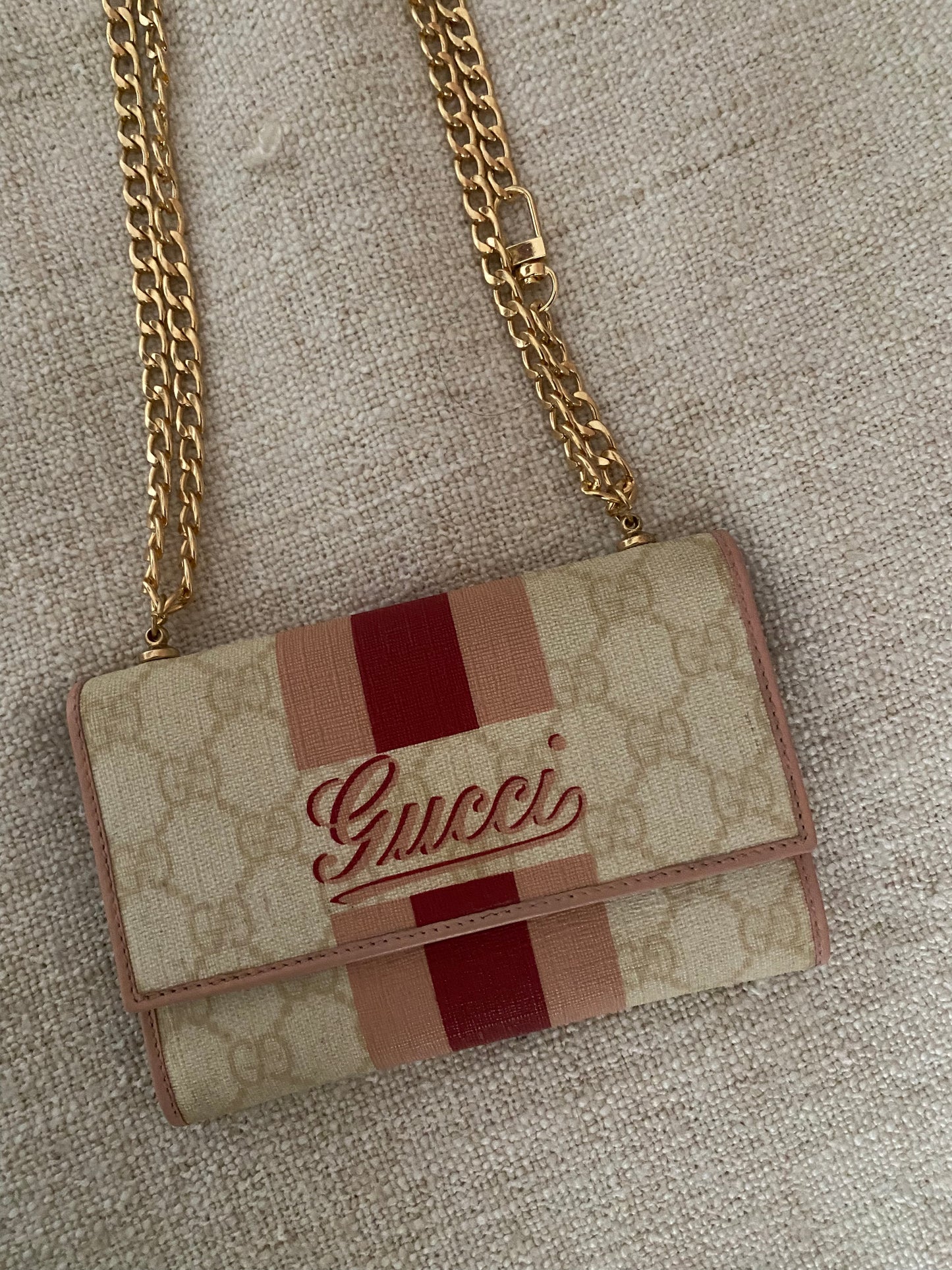 Gucci Pochette Bold Monogram