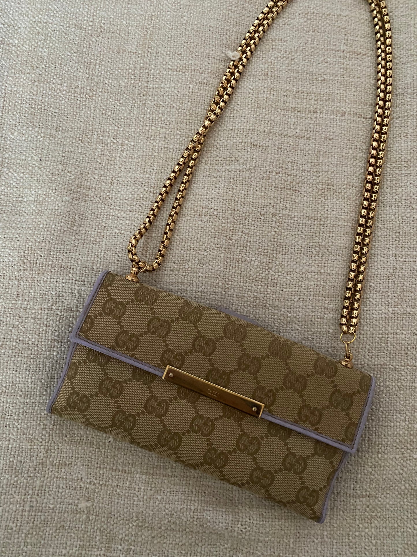 Gucci Classic Monogram Lilac Pochette