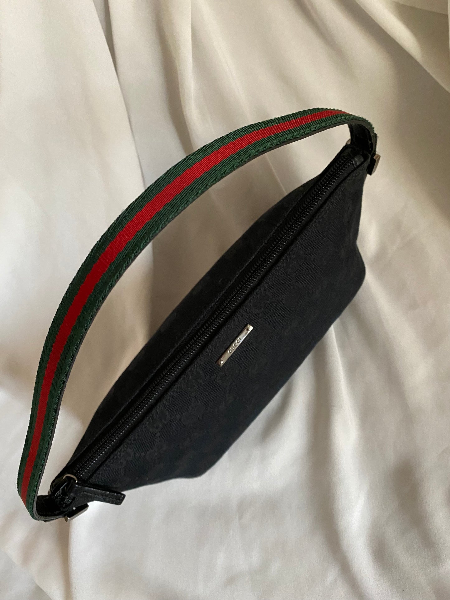 Gucci boat baguette monogram nera