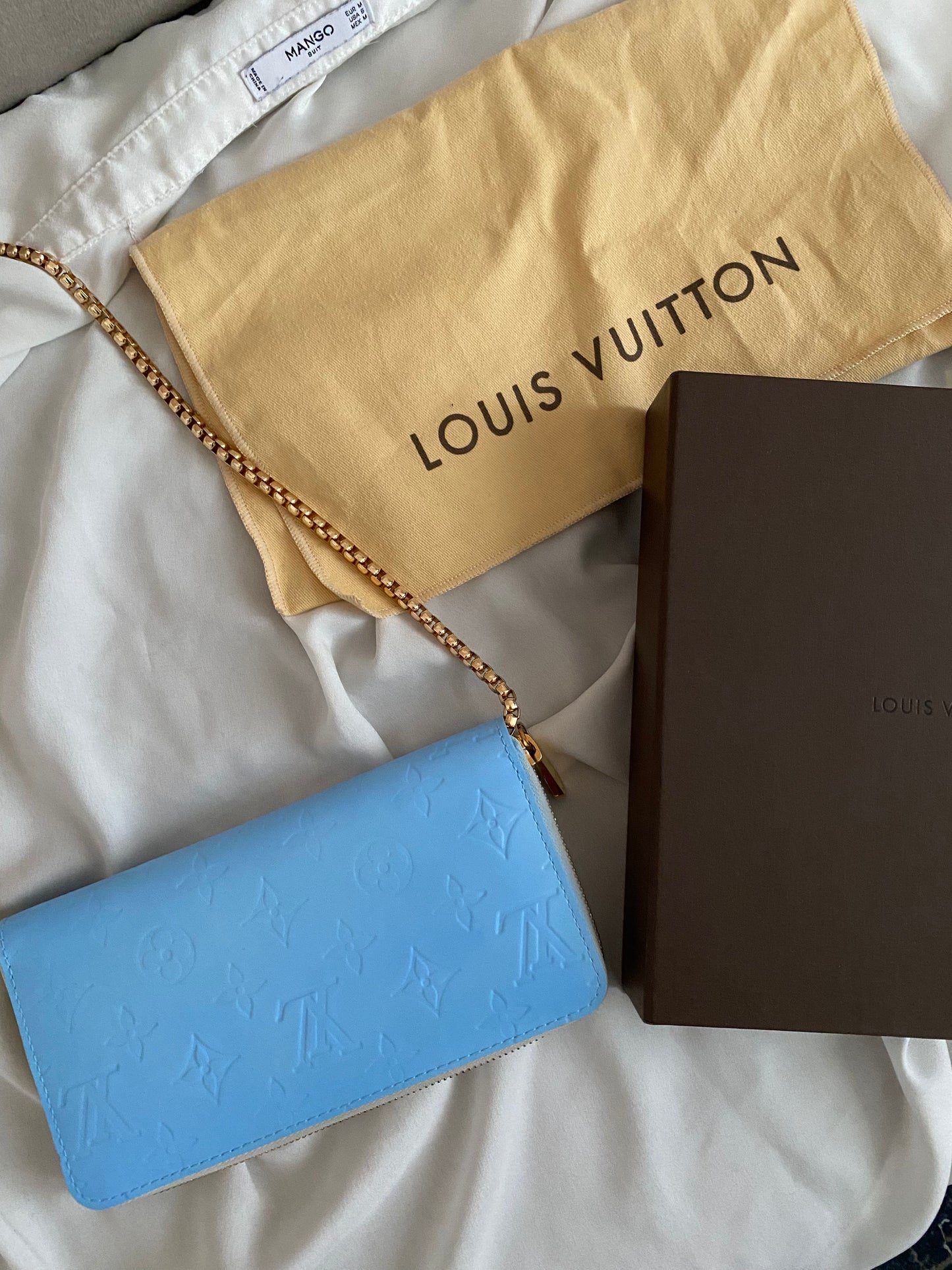 Louis Vuitton Pochette blu ghiacciaio