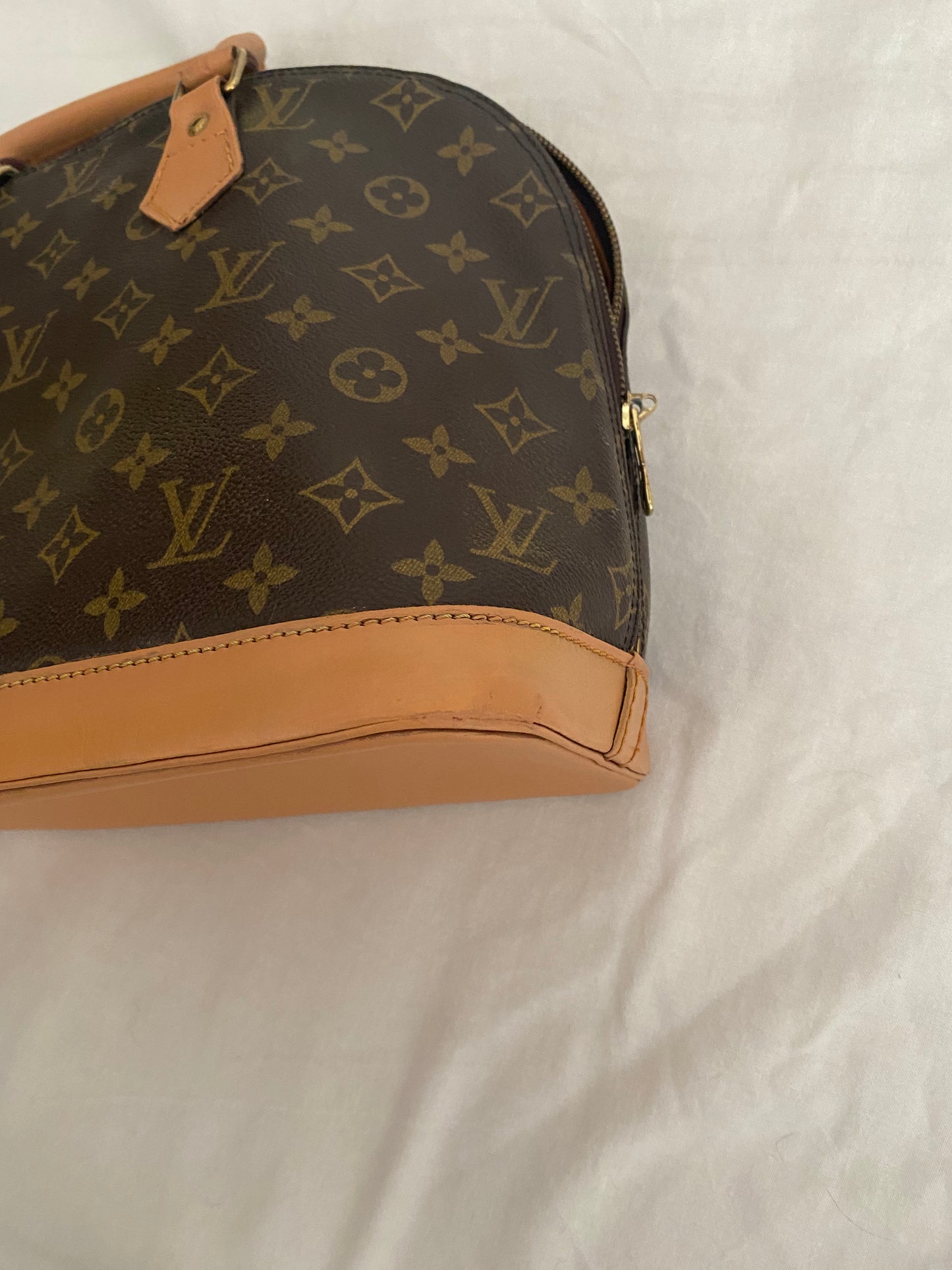 Louis Vuitton Alma MM