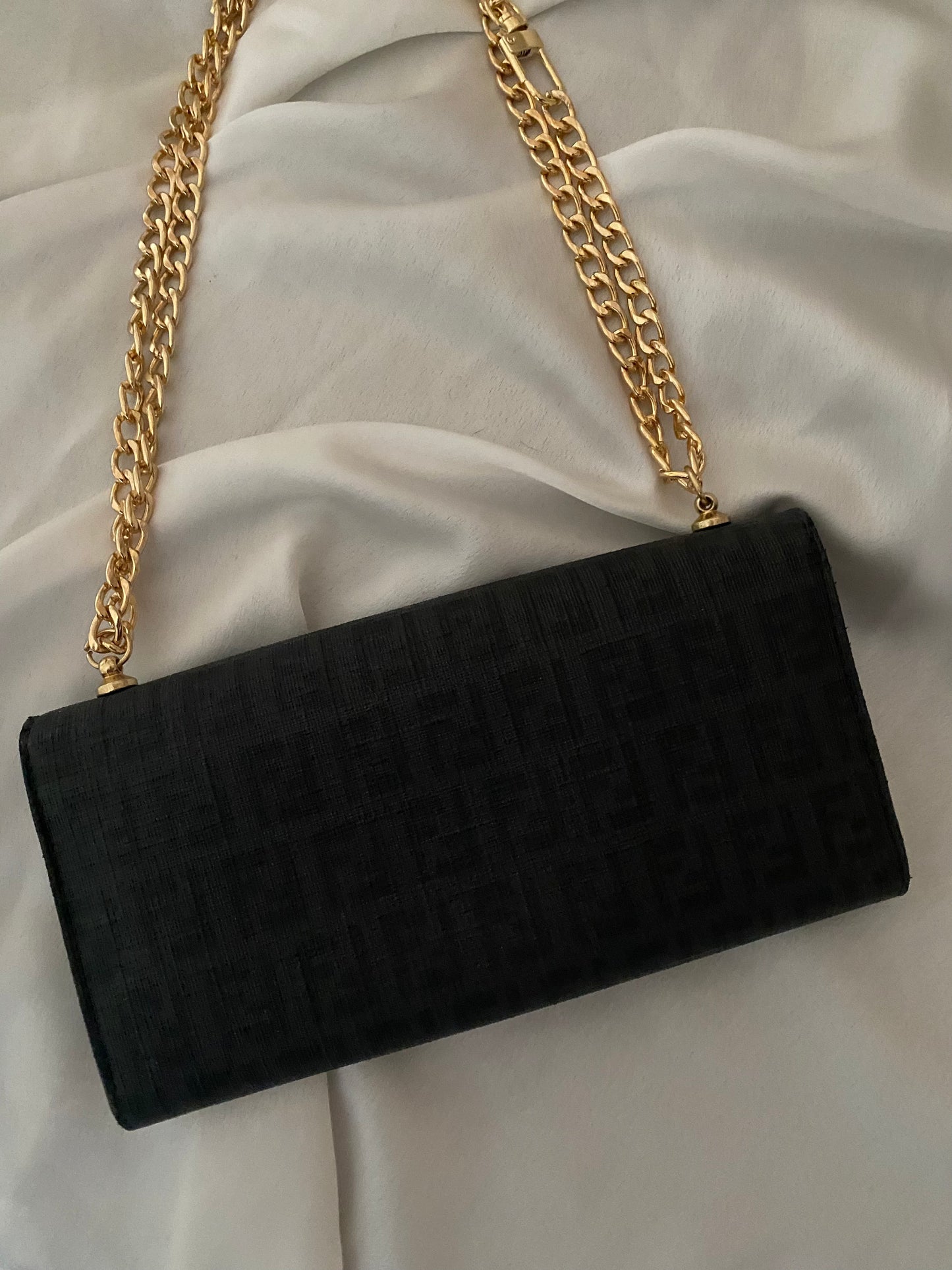 Fendi pochette maxi logo monogram nera