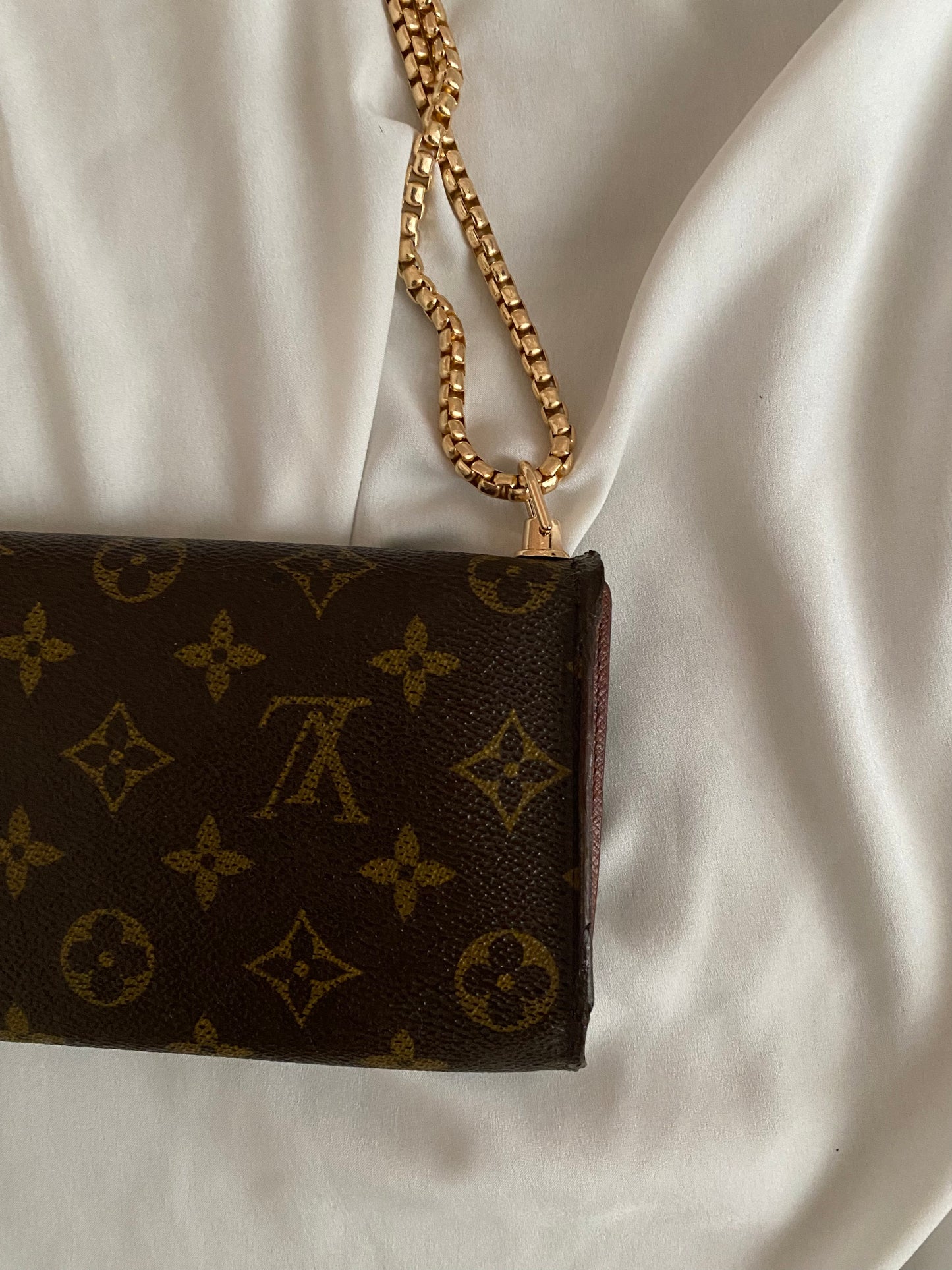 Louis Vuitton Pochette Monogram Brown