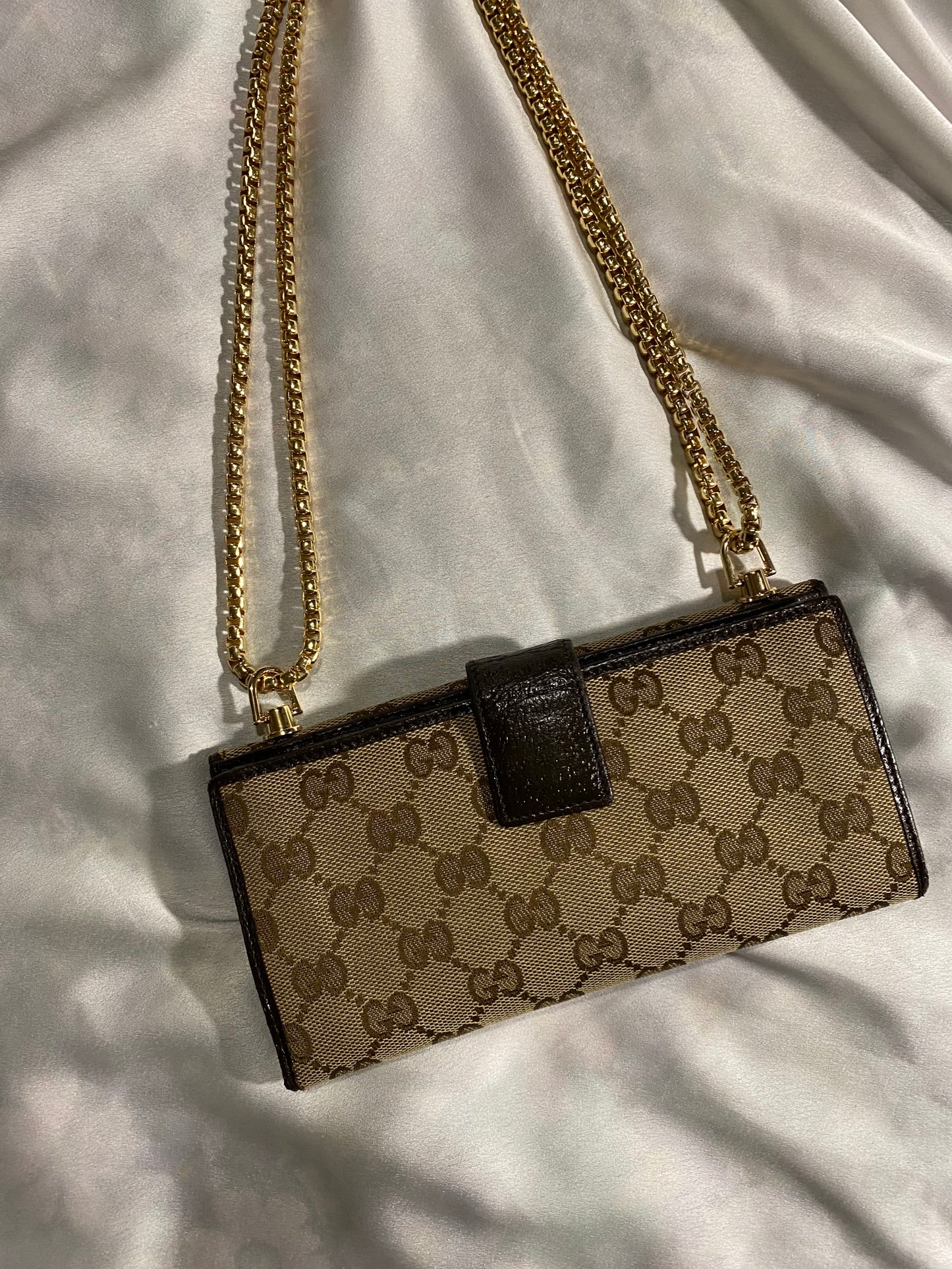 Gucci pochette classic monogram