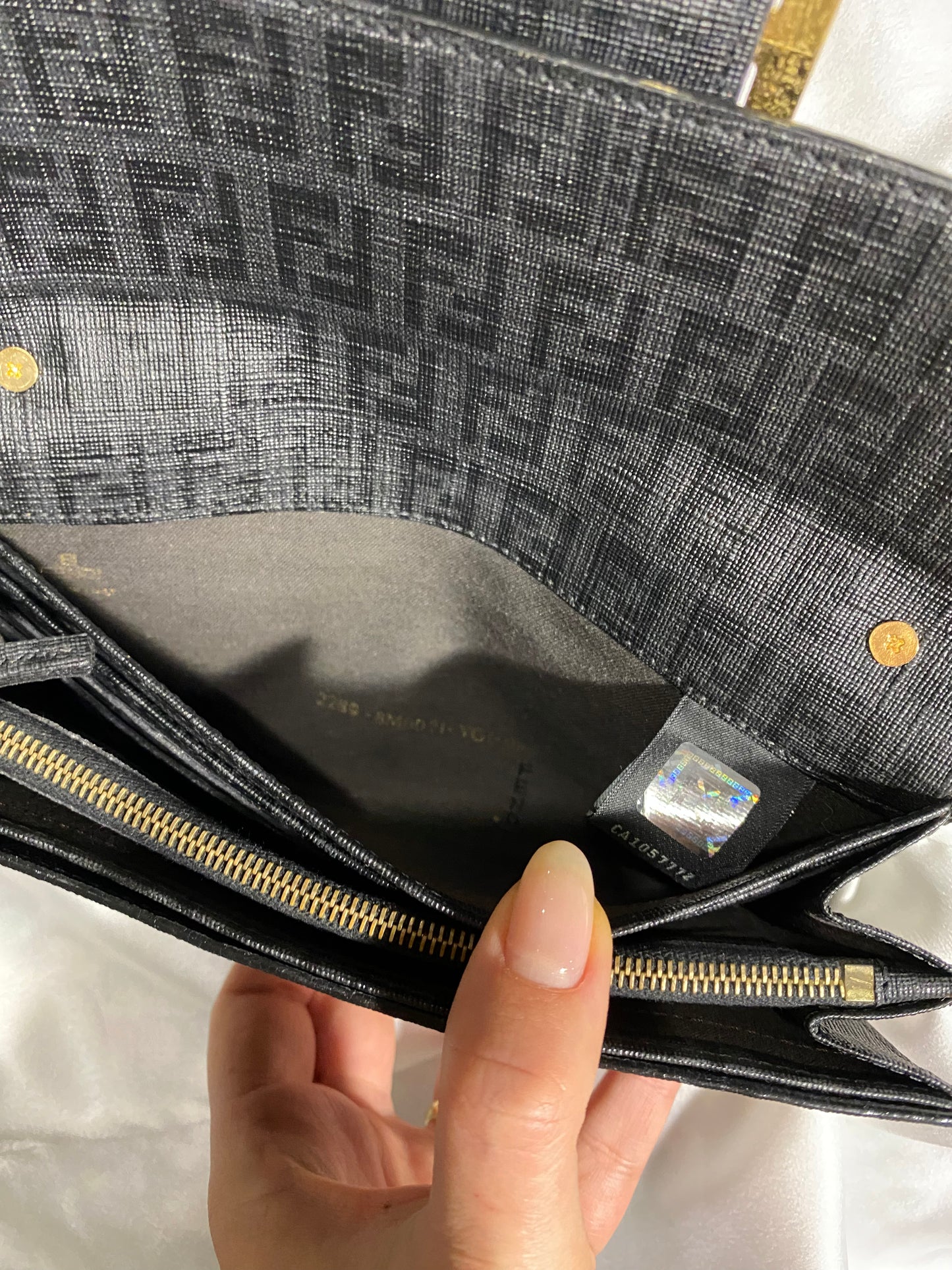 Fendi pochette maxi logo monogram nera