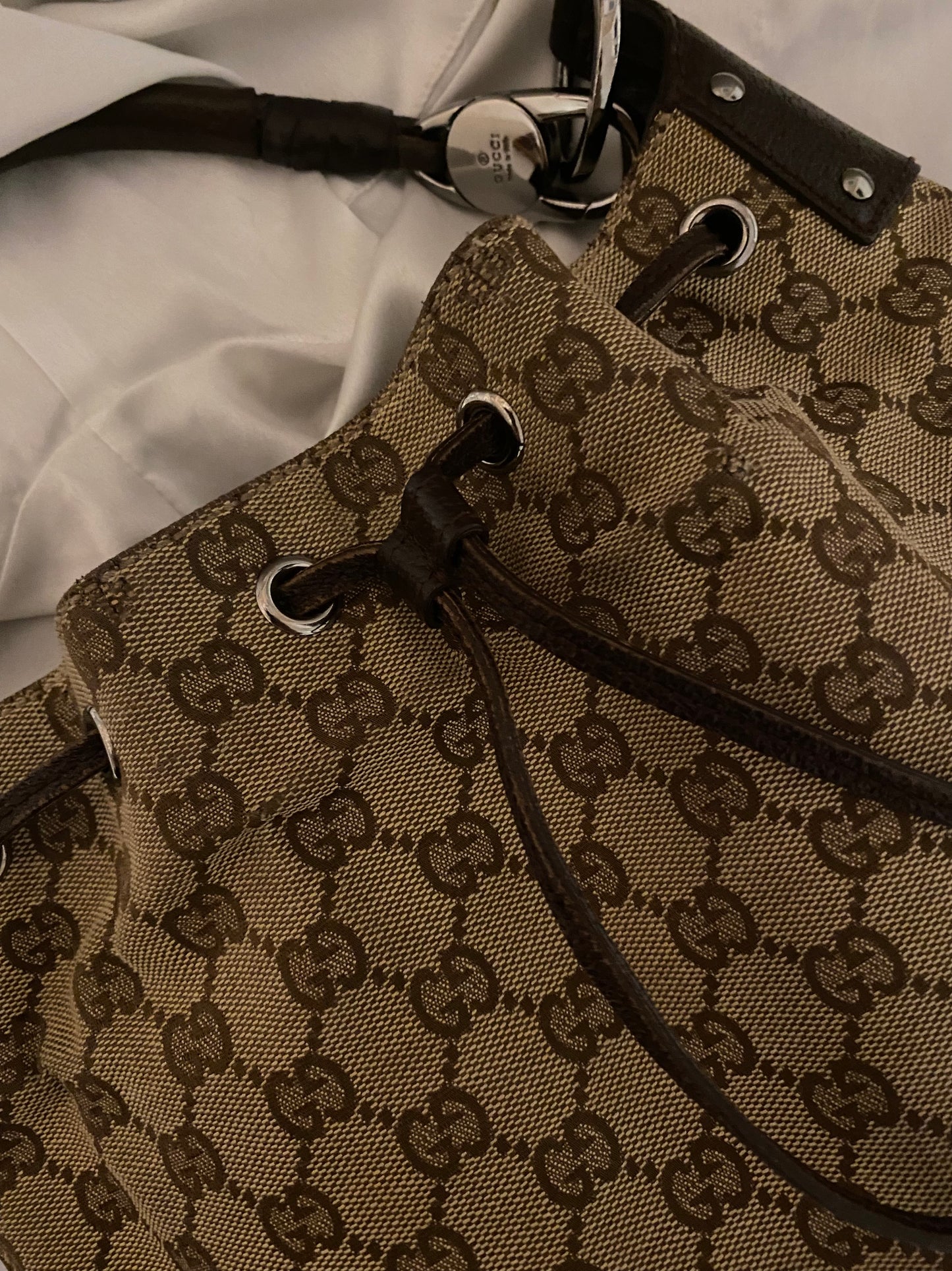 Gucci hobo monogram