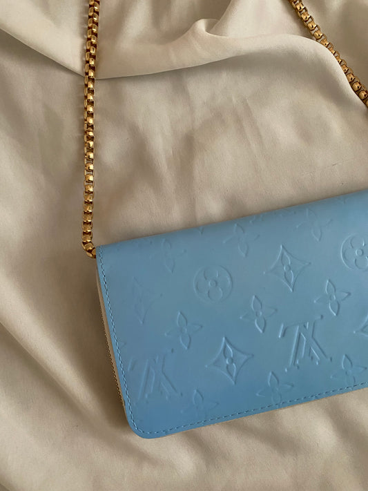 Louis Vuitton Pochette blu ghiacciaio