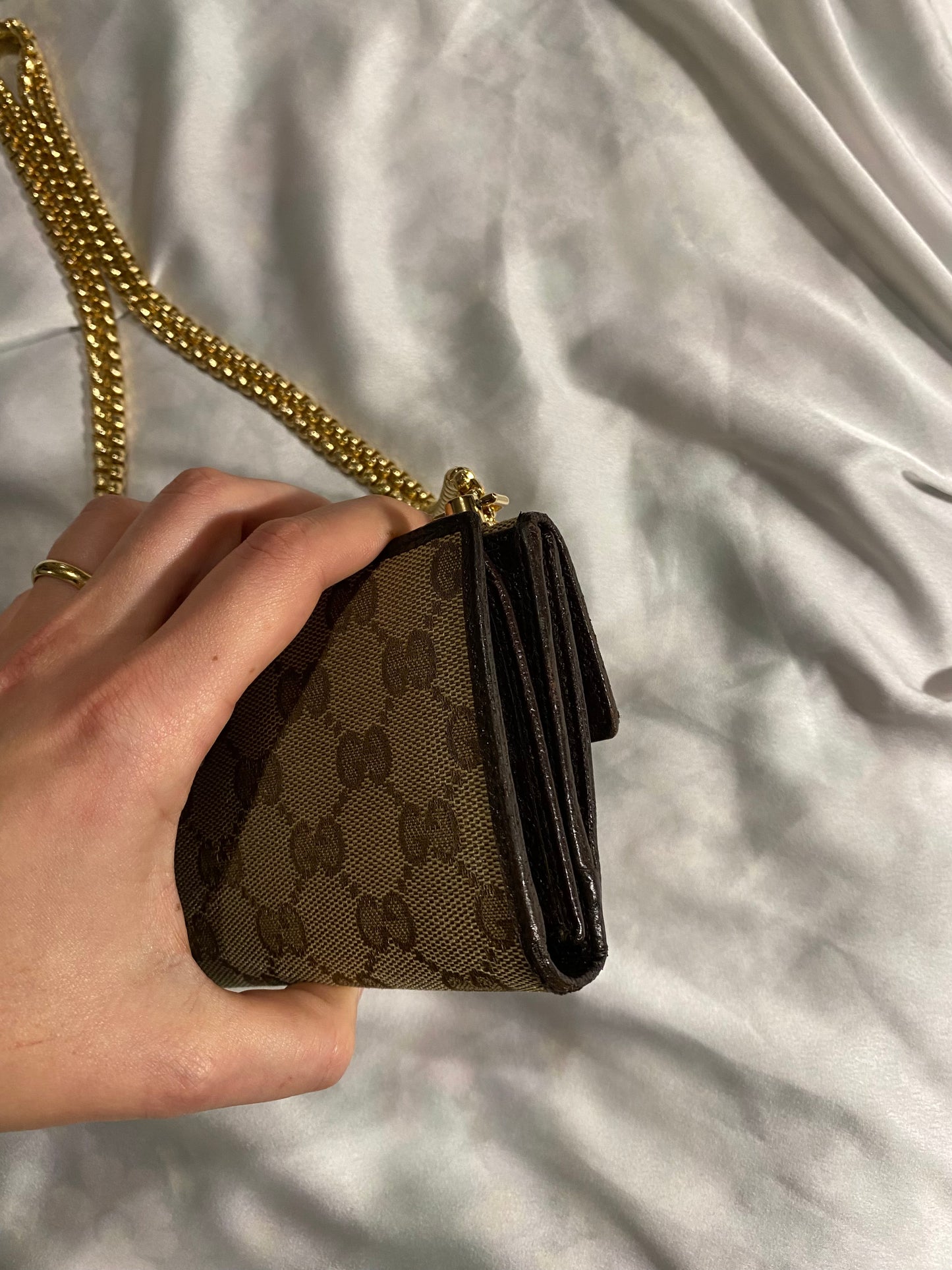 Gucci pochette classic monogram