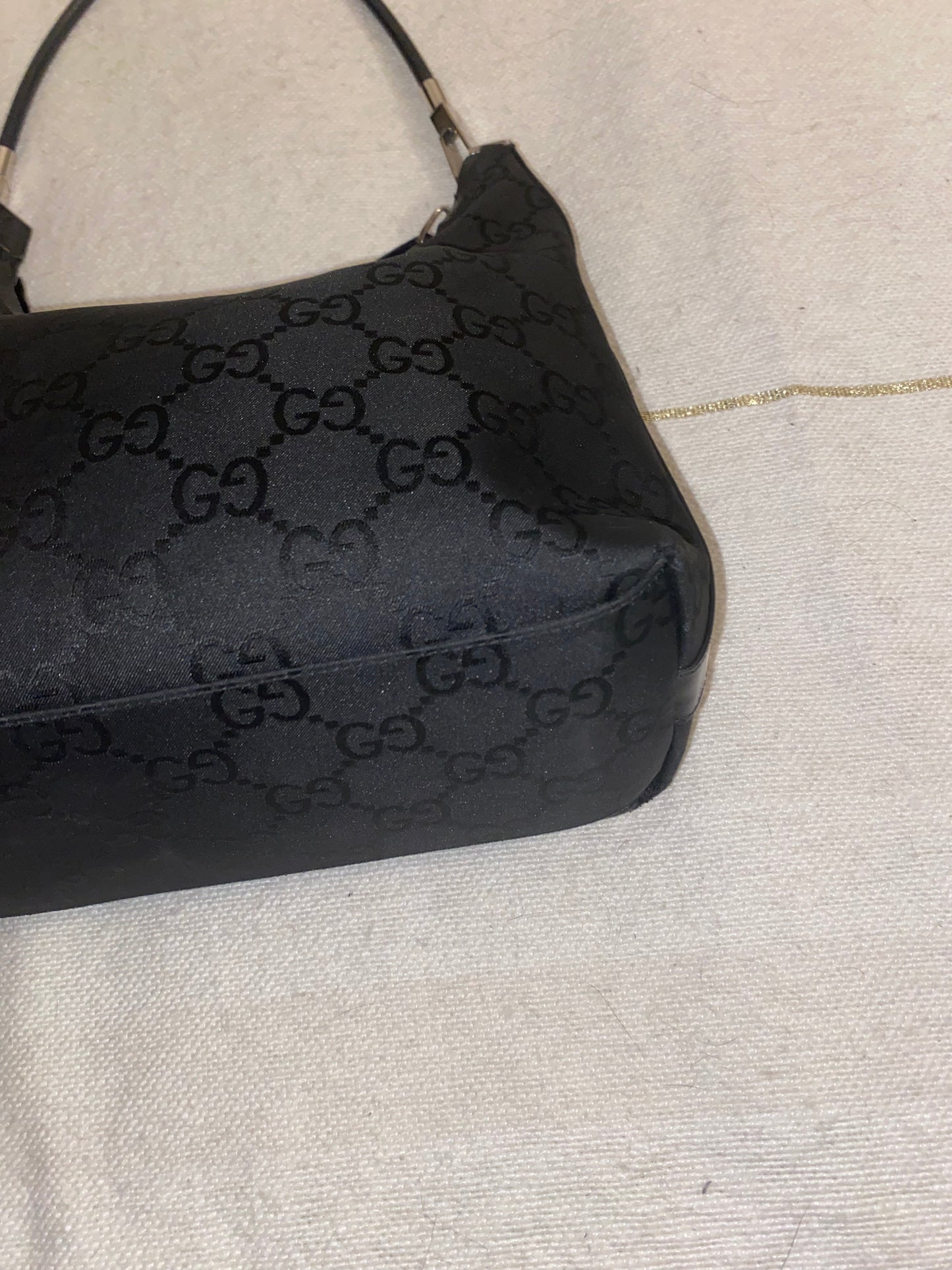 Gucci medium hobo black monogram